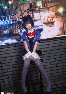 美女网贷无力偿还宾馆侍候夫妻抵债_百度电影超清在线观看