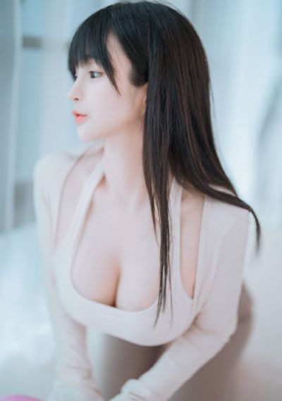 操俄罗斯美女逼视频_高清点播成长在线视频免费观看