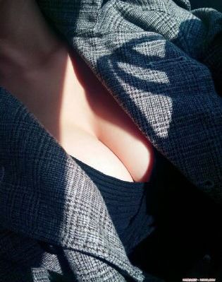 巨大乳沟h晃动双性总受漫画_高清字幕成人在线观看免费