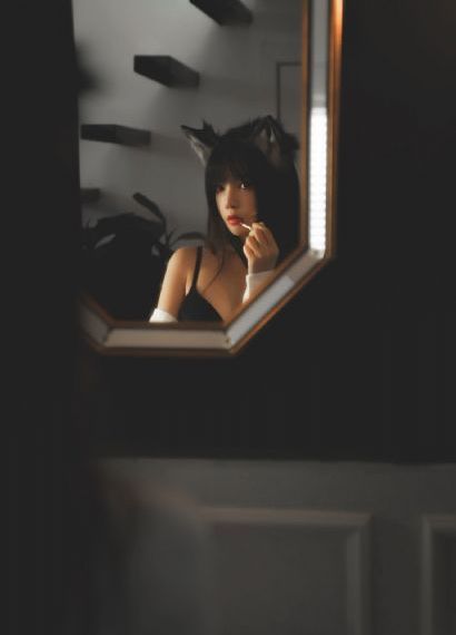 日韩人妻精彩视频二区_迅雷下载未删减版在线观看